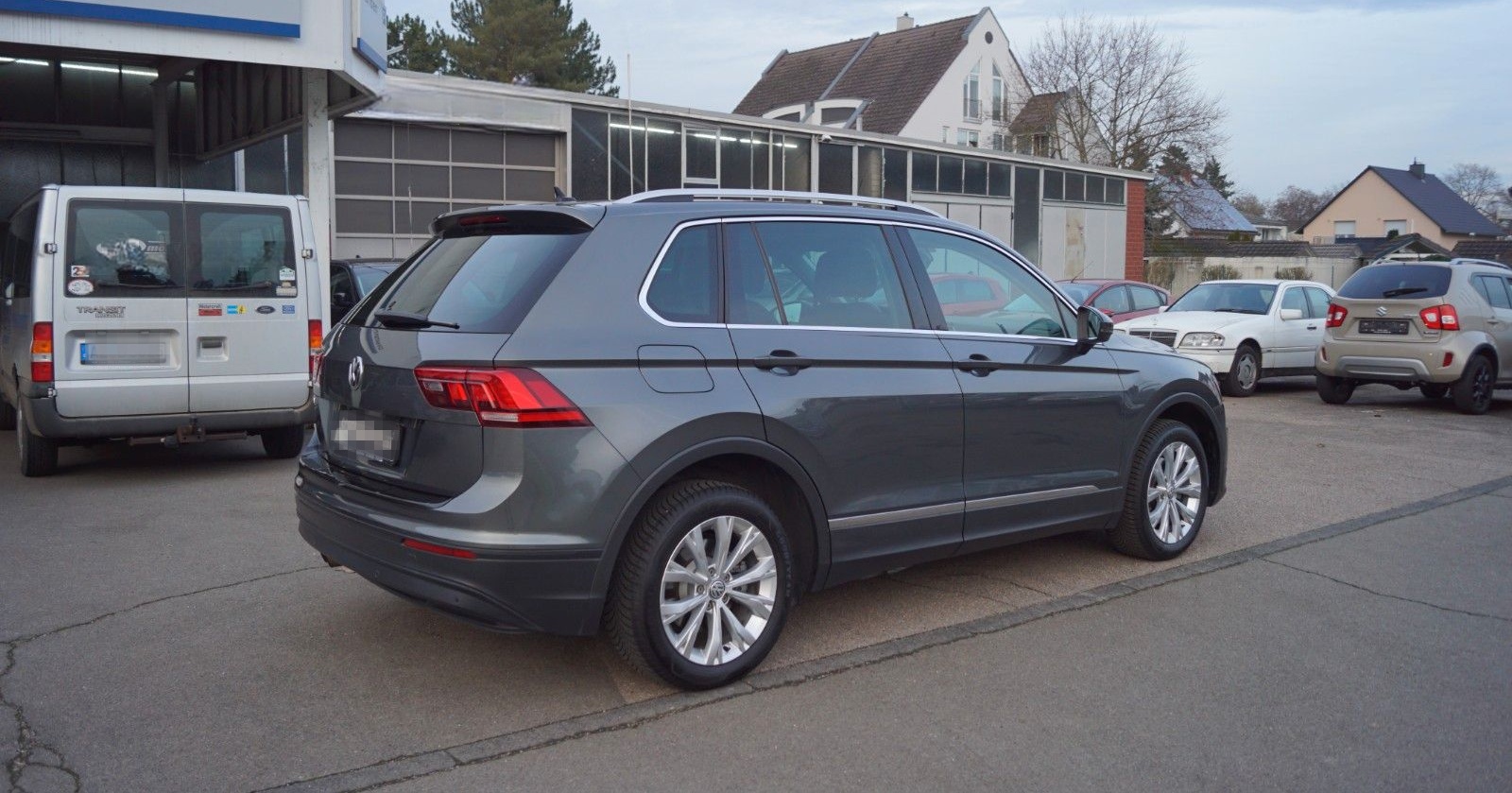 Volkswagen Tiguan 1.5 TSI Comfortline AHK+ACC+Navi+Ambiente foto 3