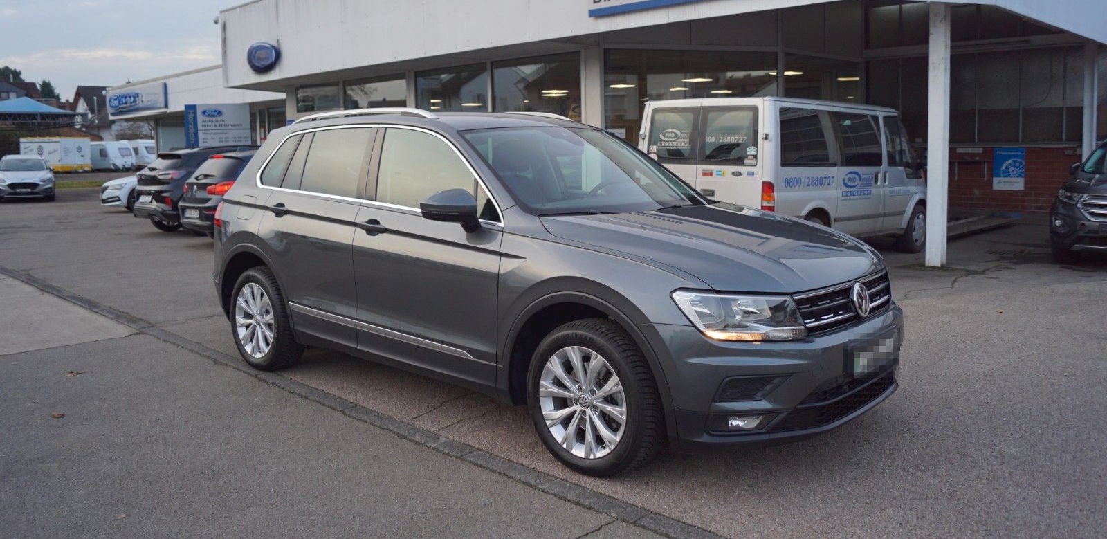 Volkswagen Tiguan 1.5 TSI Comfortline AHK+ACC+Navi+Ambiente foto 5