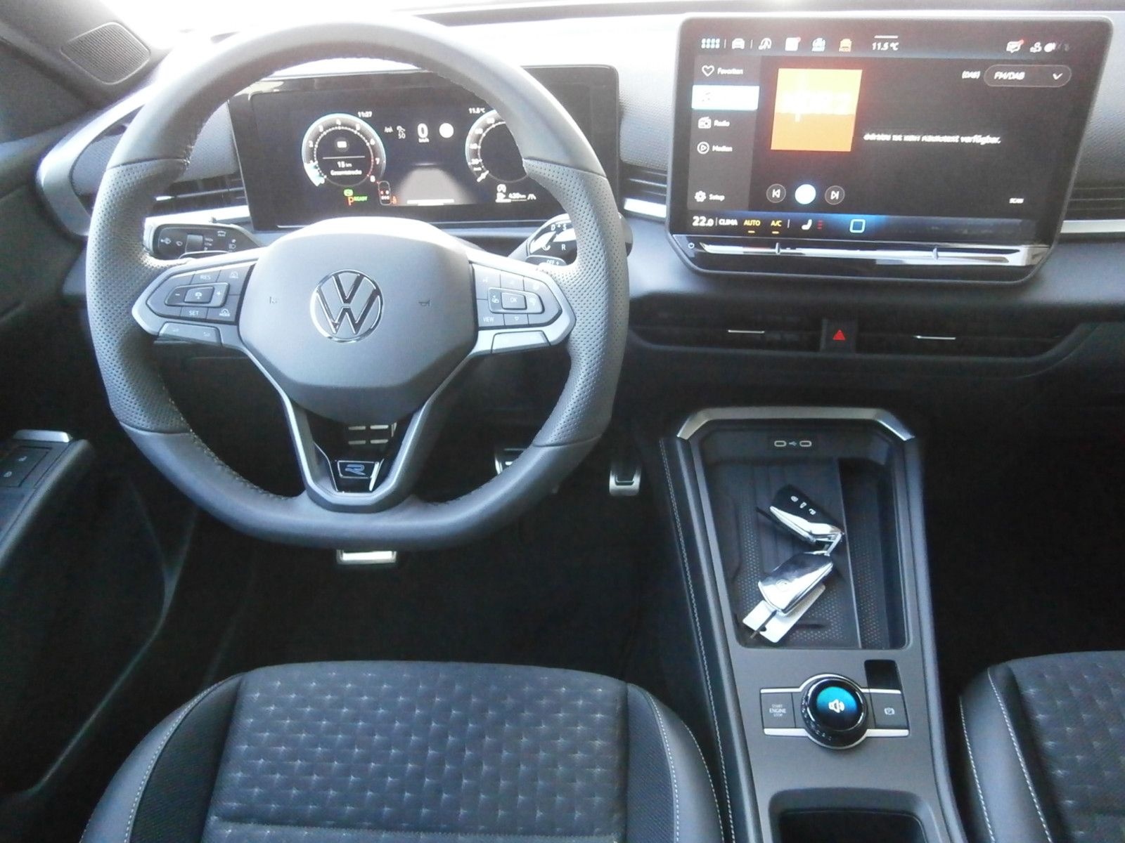 Volkswagen T-Roc R-Line 1.5 eTSI, DSG foto 8