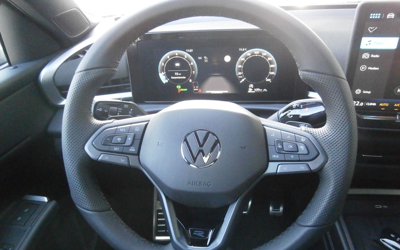 Volkswagen T-Roc R-Line 1.5 eTSI, DSG foto 9