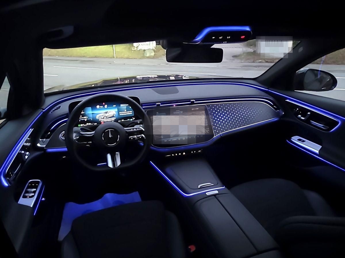 Mercedes-Benz E 220 d T 4Mat AMG DIGITAL PANO STNDHZ 360° LUFT foto 12
