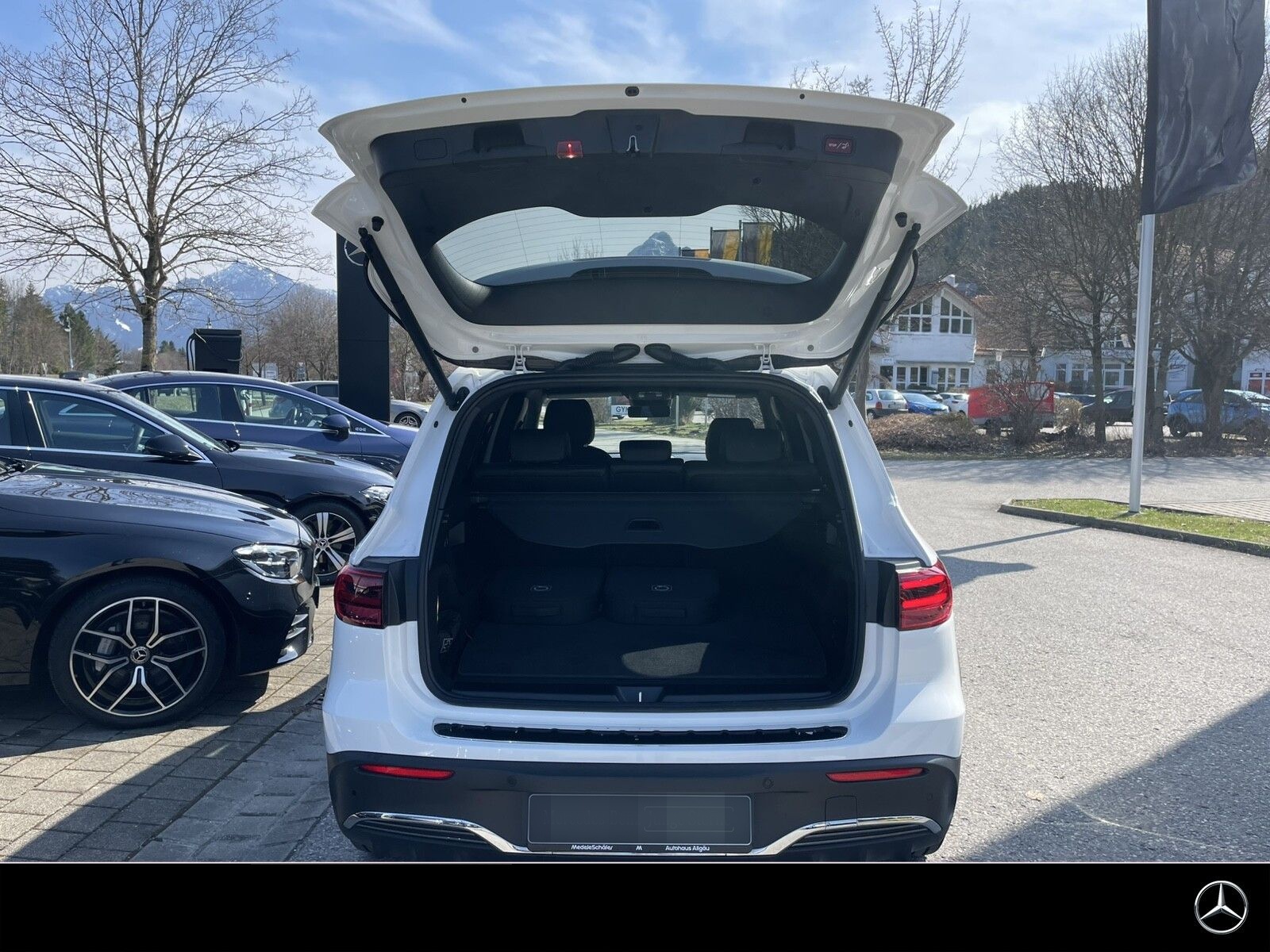 Mercedes-Benz EQB 350 4M AMG 18" Vorr.-Distronic LED Kamera foto 8