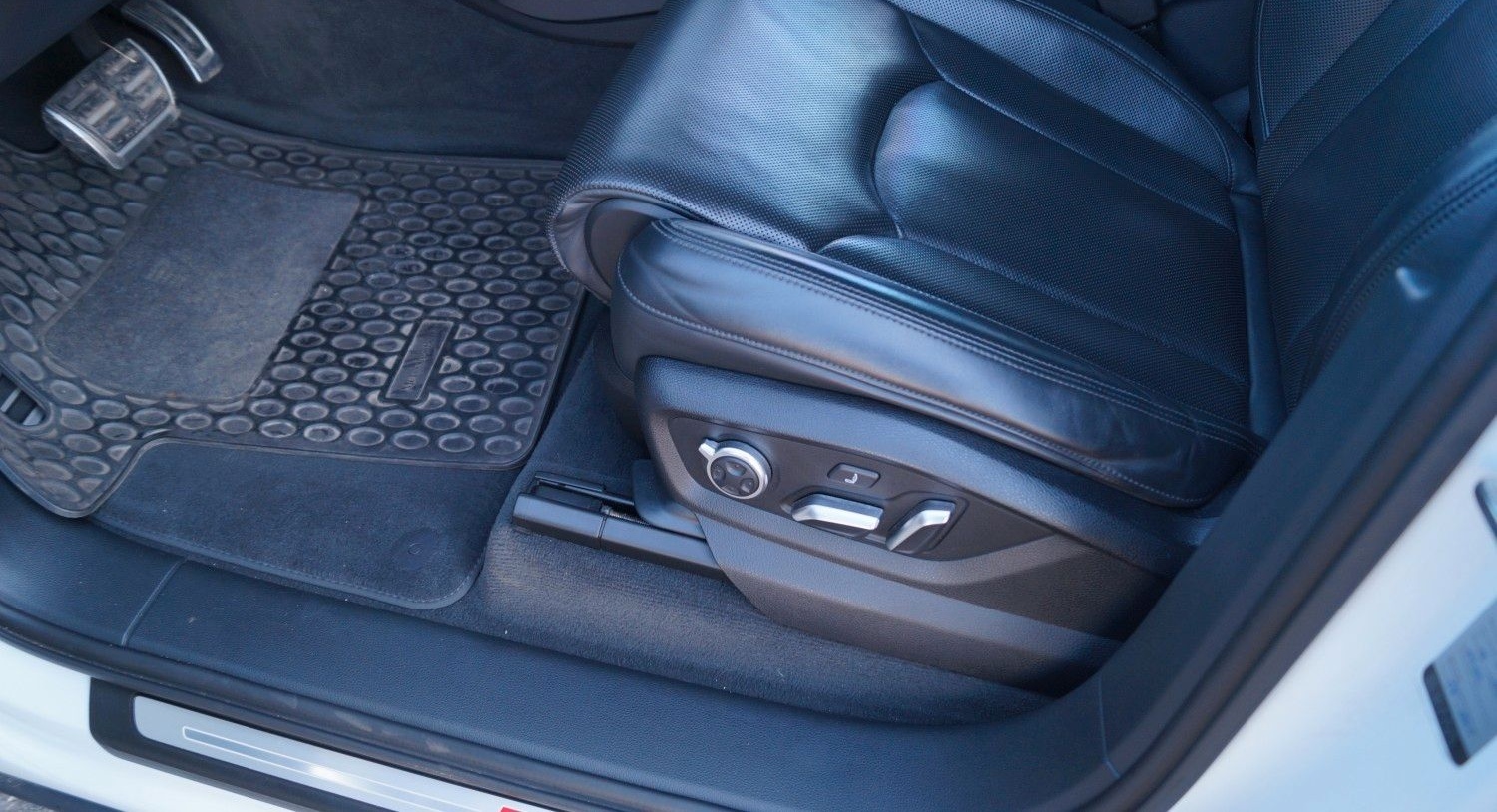 Audi SQ7 4.0 TDI quattro Vollausstattung foto 19