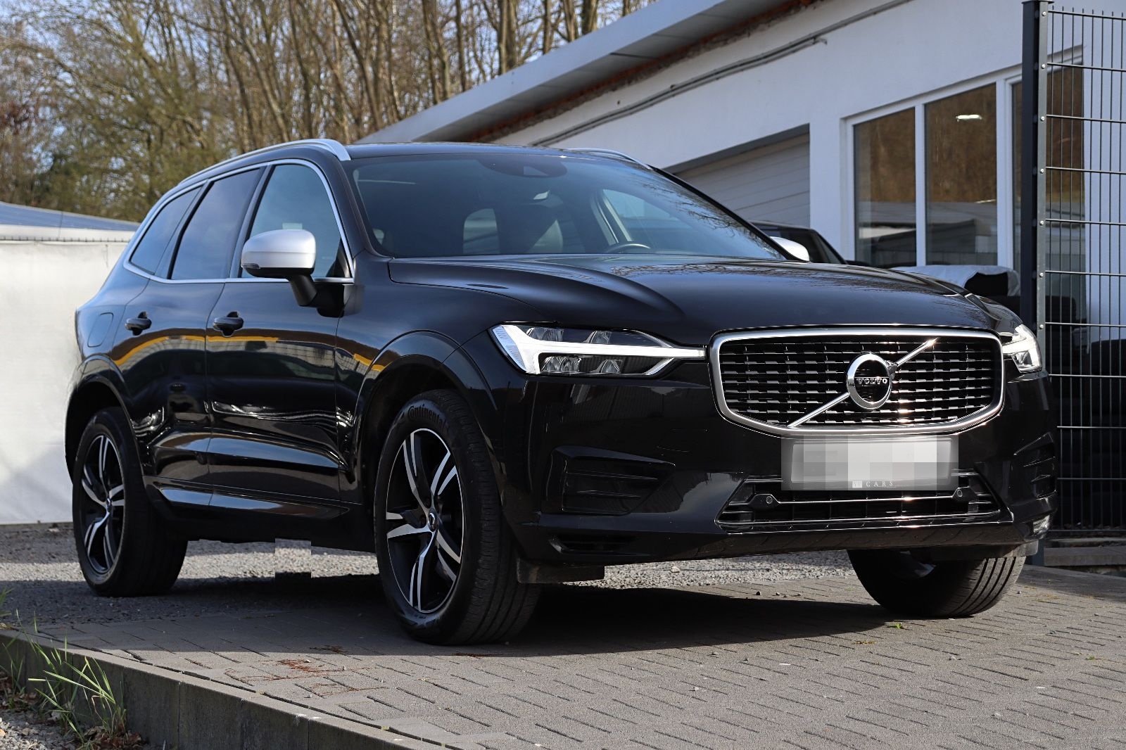 Volvo XC 60 R Design AWD D5 *LED*NAVI*RFK*PANORAMA*ACC foto 4