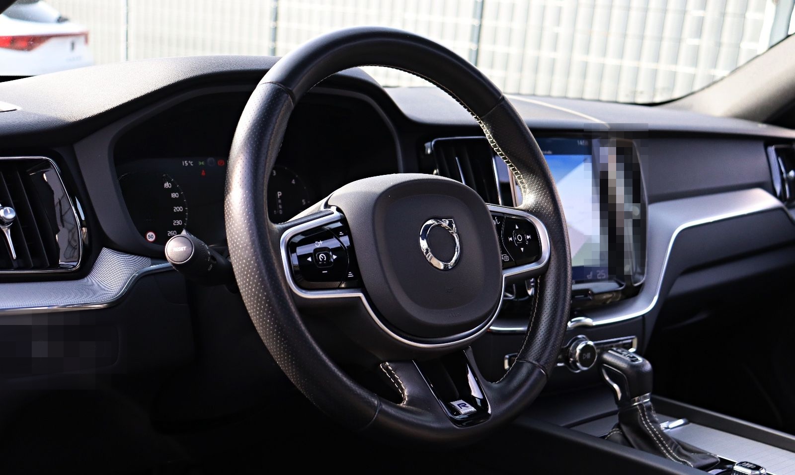 Volvo XC 60 R Design AWD D5 *LED*NAVI*RFK*PANORAMA*ACC foto 9