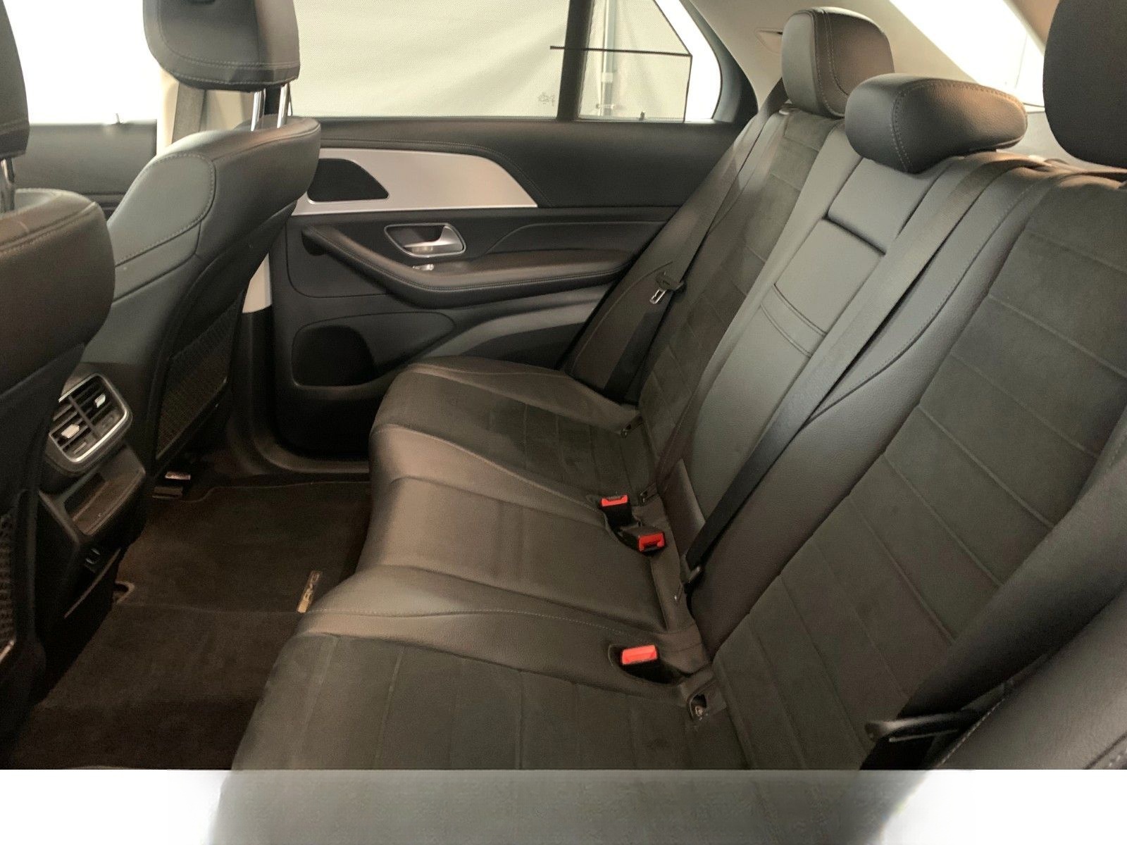 Mercedes-Benz GLE 300d 4M|AMG|Multibeam|Distronic|360|HUD|Pano foto 11