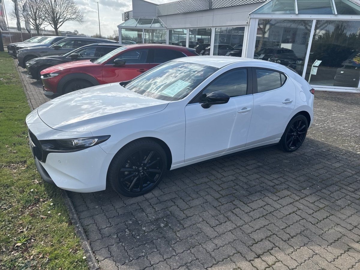 Mazda 3 SKYACTIV-G 2.0 150PS M Hybrid foto 2