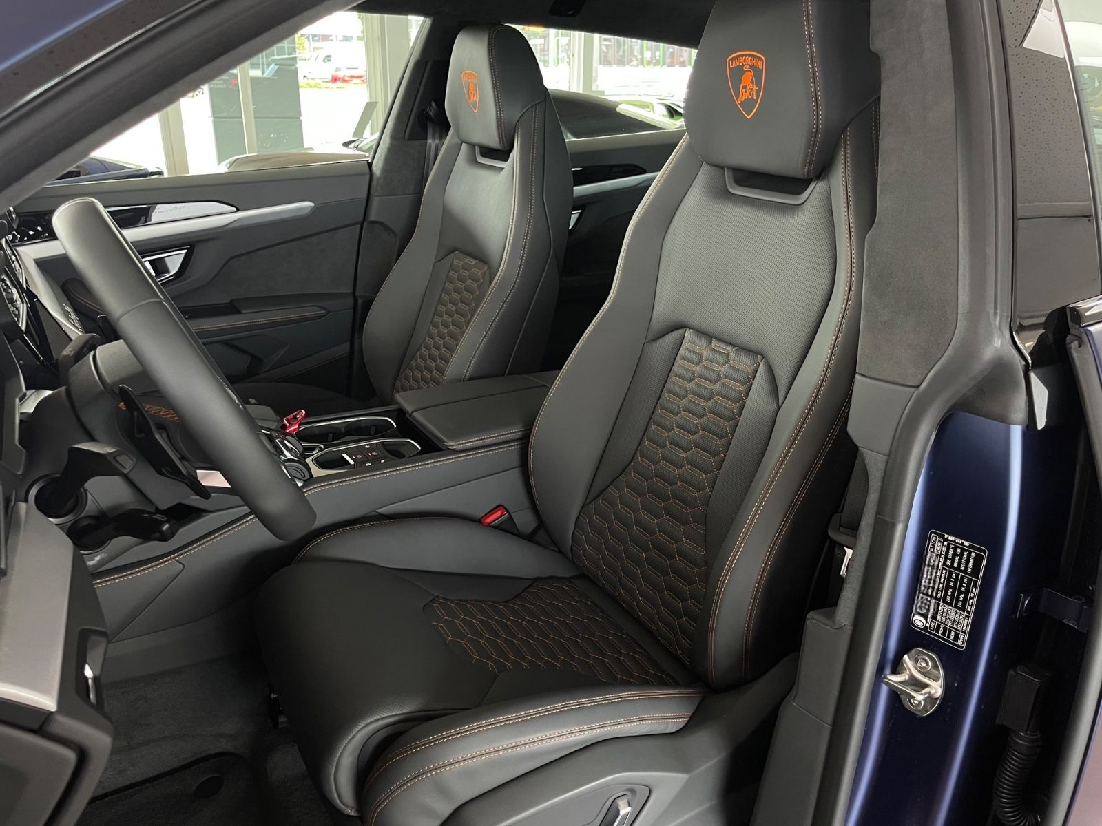 Lamborghini Urus ADAS*PANO*HEAD-UP*NIGHT-VISION*MATT-LACK foto 14