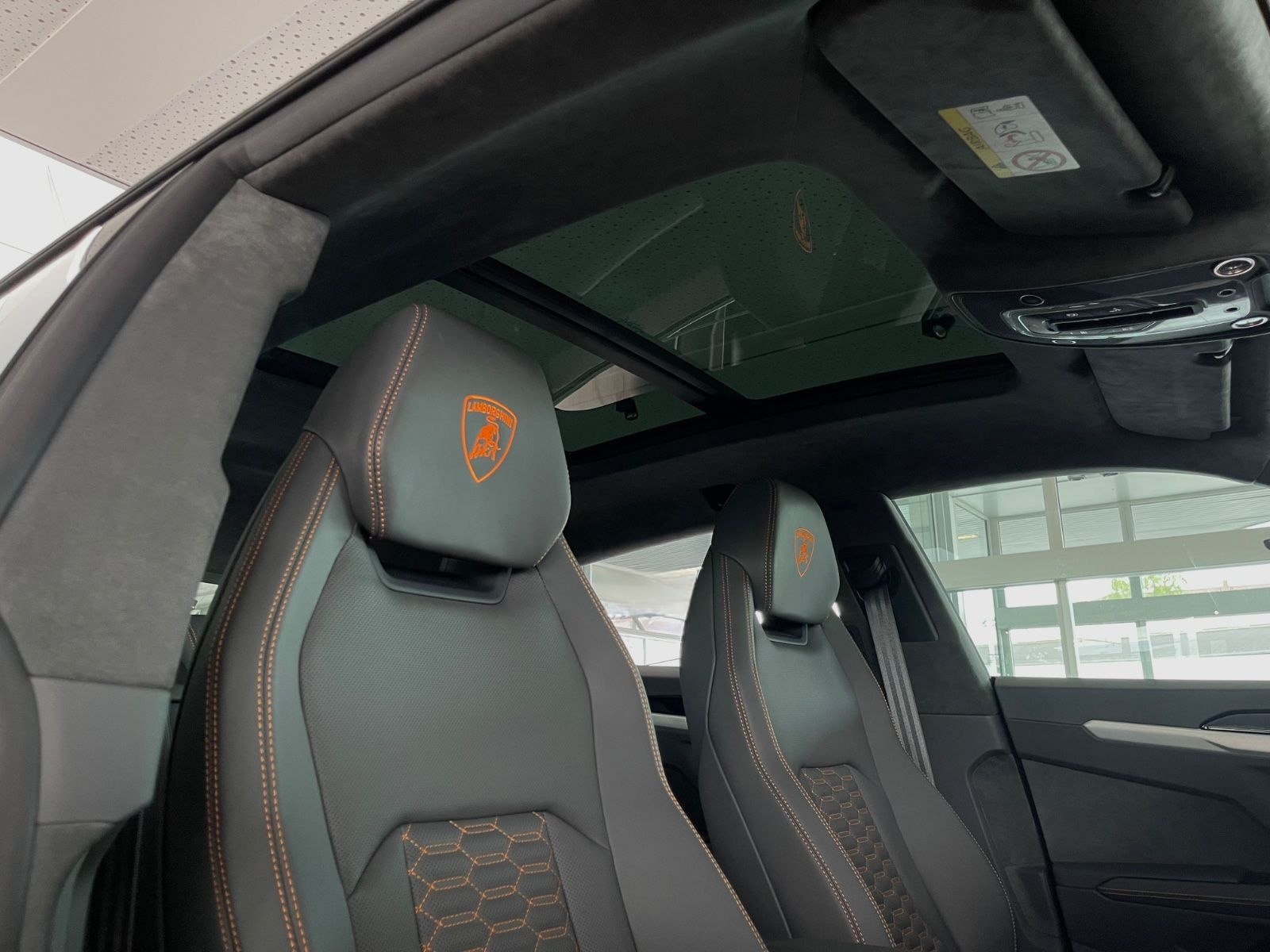 Lamborghini Urus ADAS*PANO*HEAD-UP*NIGHT-VISION*MATT-LACK foto 18