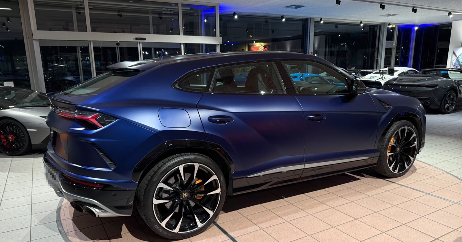 Lamborghini Urus ADAS*PANO*HEAD-UP*NIGHT-VISION*MATT-LACK foto 9