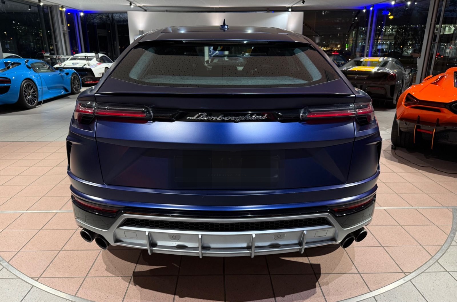 Lamborghini Urus ADAS*PANO*HEAD-UP*NIGHT-VISION*MATT-LACK foto 10