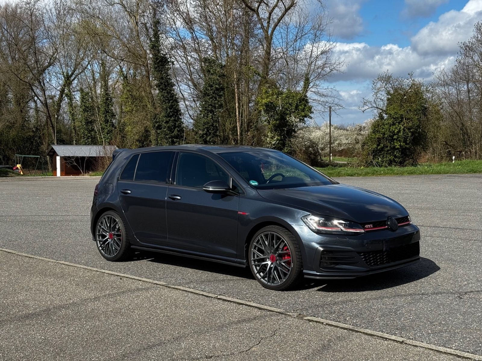 Volkswagen Golf 2.0 TSI DSG GTI Performance GTI Performance foto 2