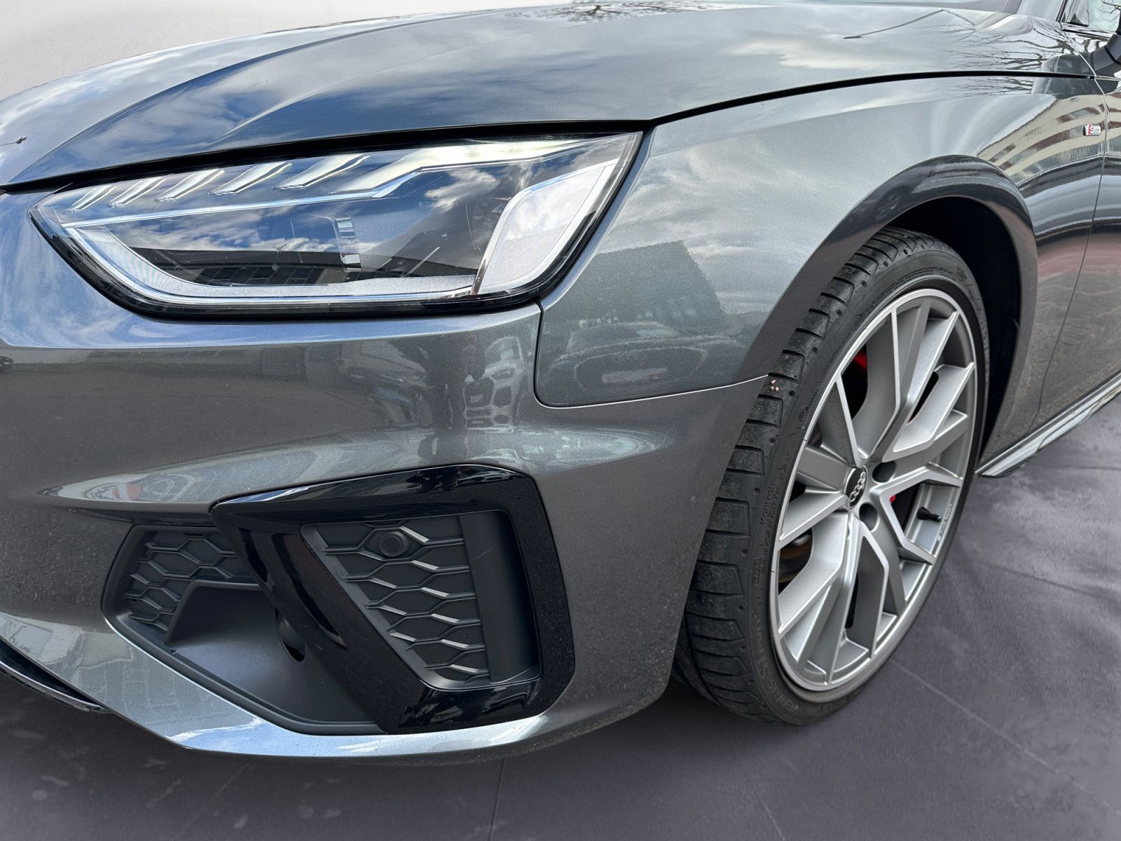 Audi A4 Avant 40 TFSI S-line LED/AHK/Kamera/Assist/uv foto 13