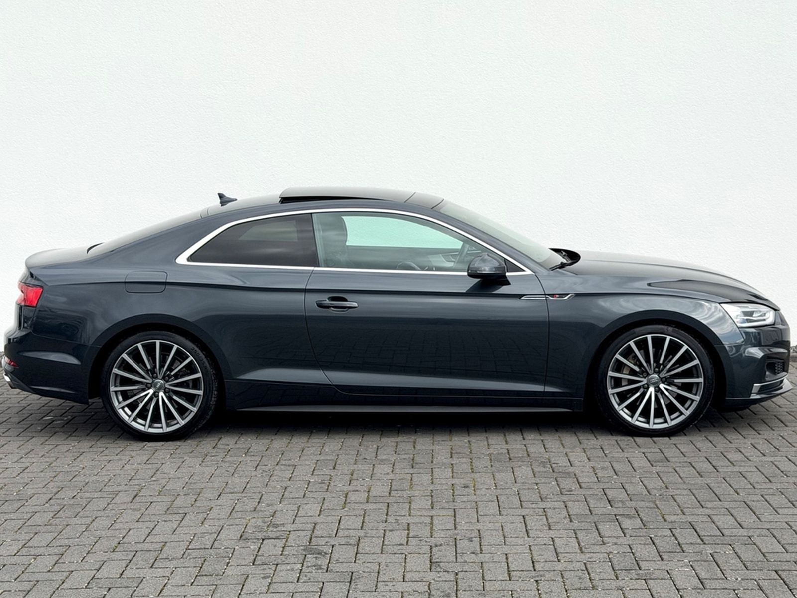 Audi A5 Coupe 2.0 TFSI quattro S line Sport Plus foto 4
