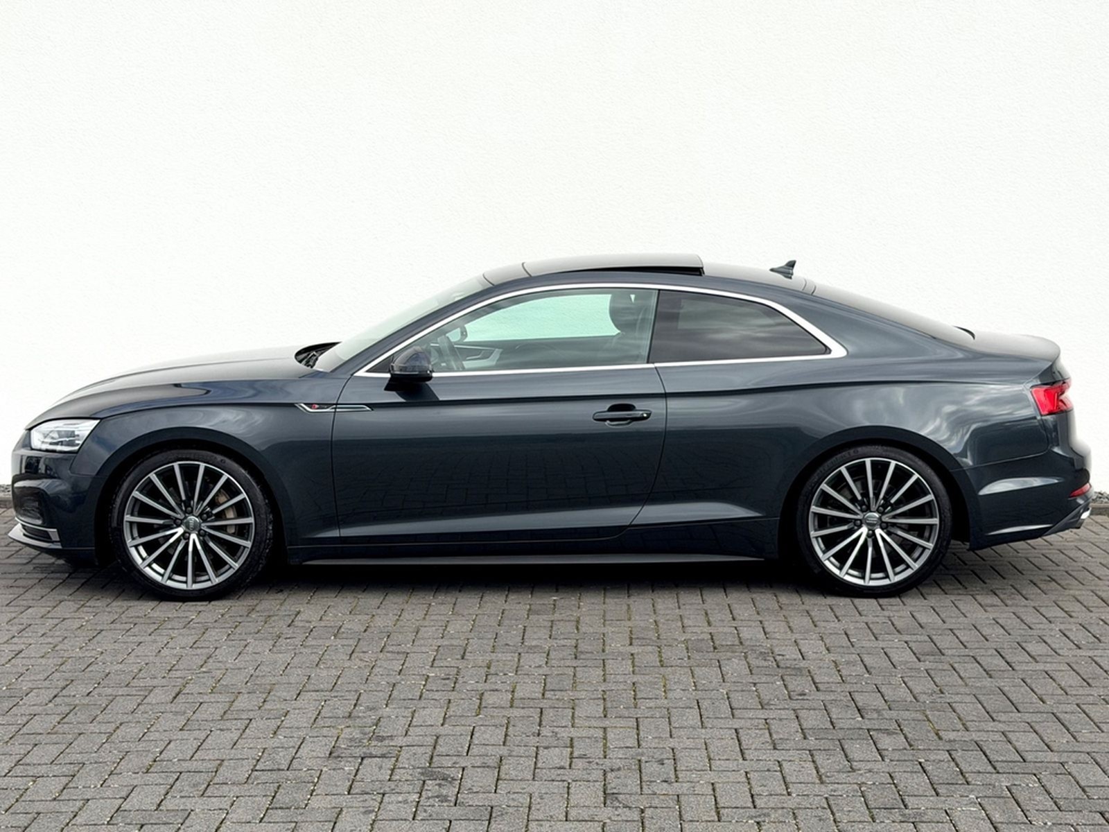 Audi A5 Coupe 2.0 TFSI quattro S line Sport Plus foto 8