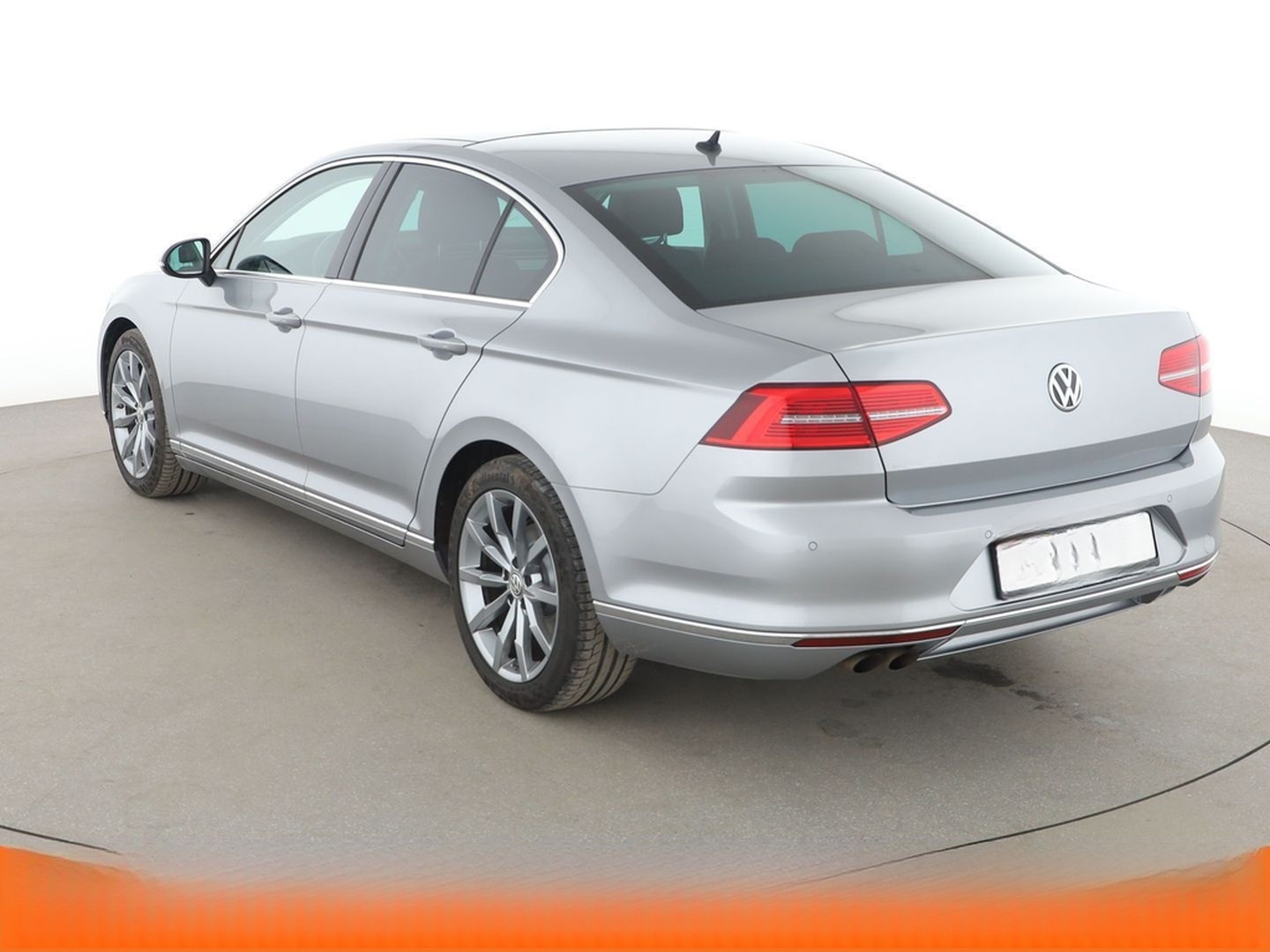 Volkswagen Passat 1.8 TSI Highline BM Aut.*NAVI*LED*ACC* foto 4