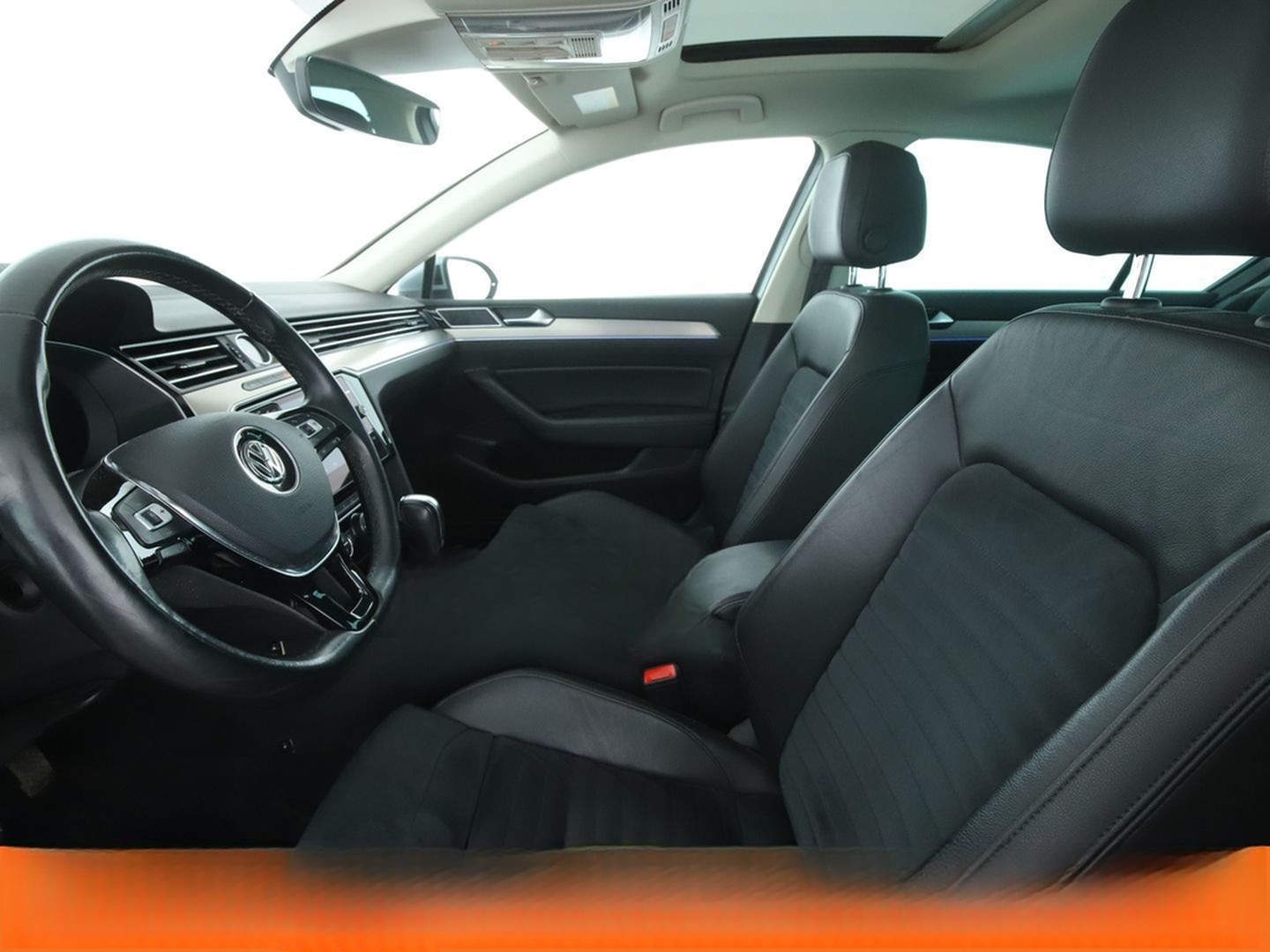Volkswagen Passat 1.8 TSI Highline BM Aut.*NAVI*LED*ACC* foto 10