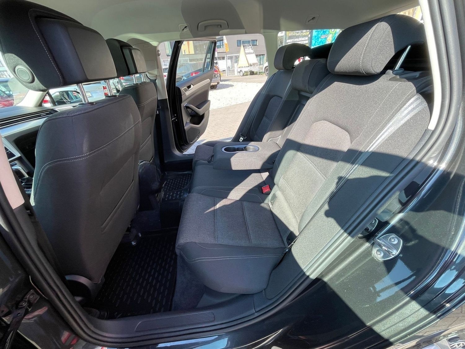 Volkswagen Passat Comfortline el. Rollstuhl-Dachbox Sopur/S foto 35