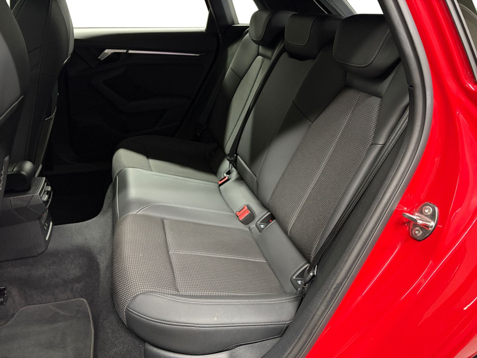 Audi S3 Sportback TFSI quattro Matrix Pano Navi ACC C foto 11