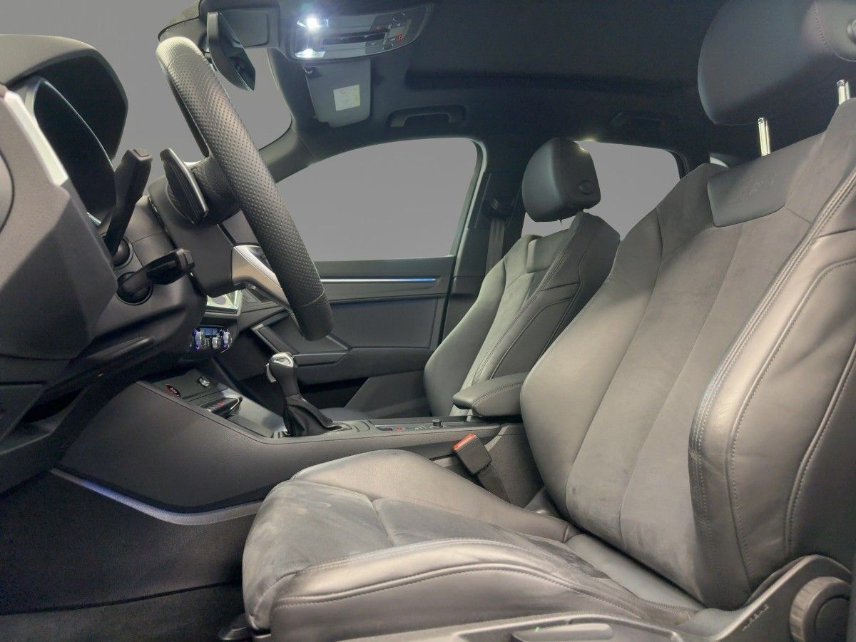 Audi RS Q3 2.5 TFSI Kamera SONOS LED Navi virtual foto 9