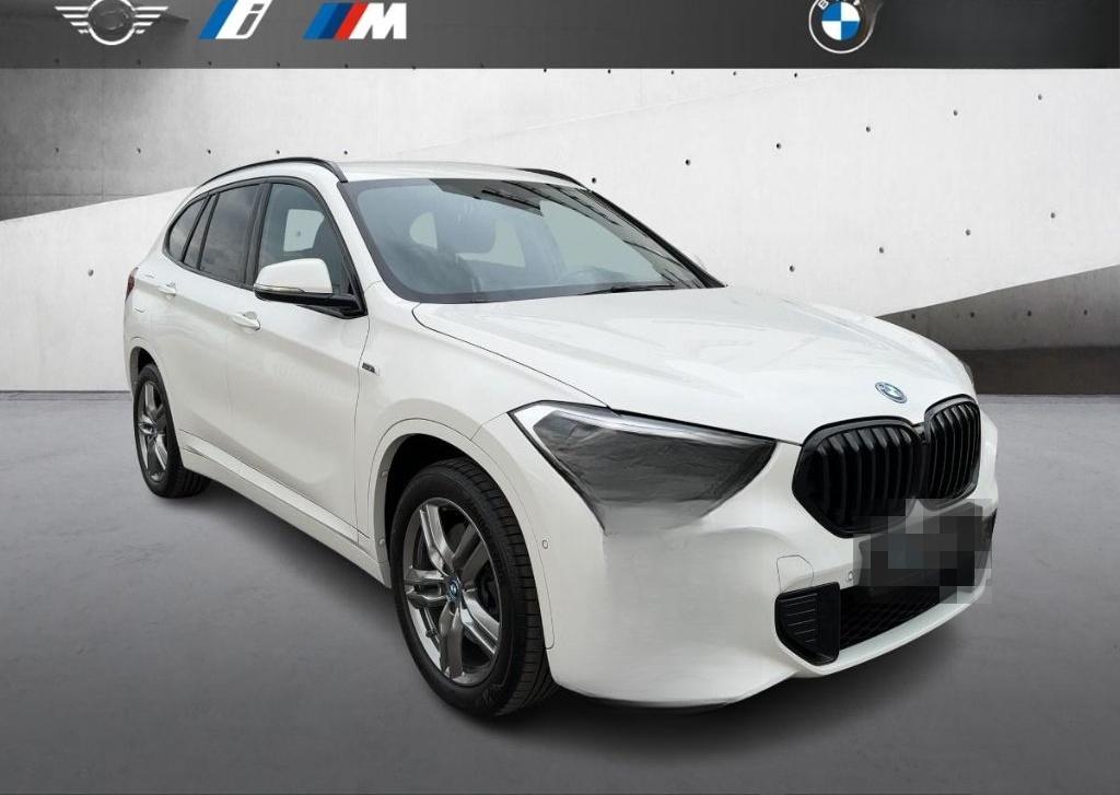 BMW X1 xDrive25e M Sport Park-Assistent LED foto 6