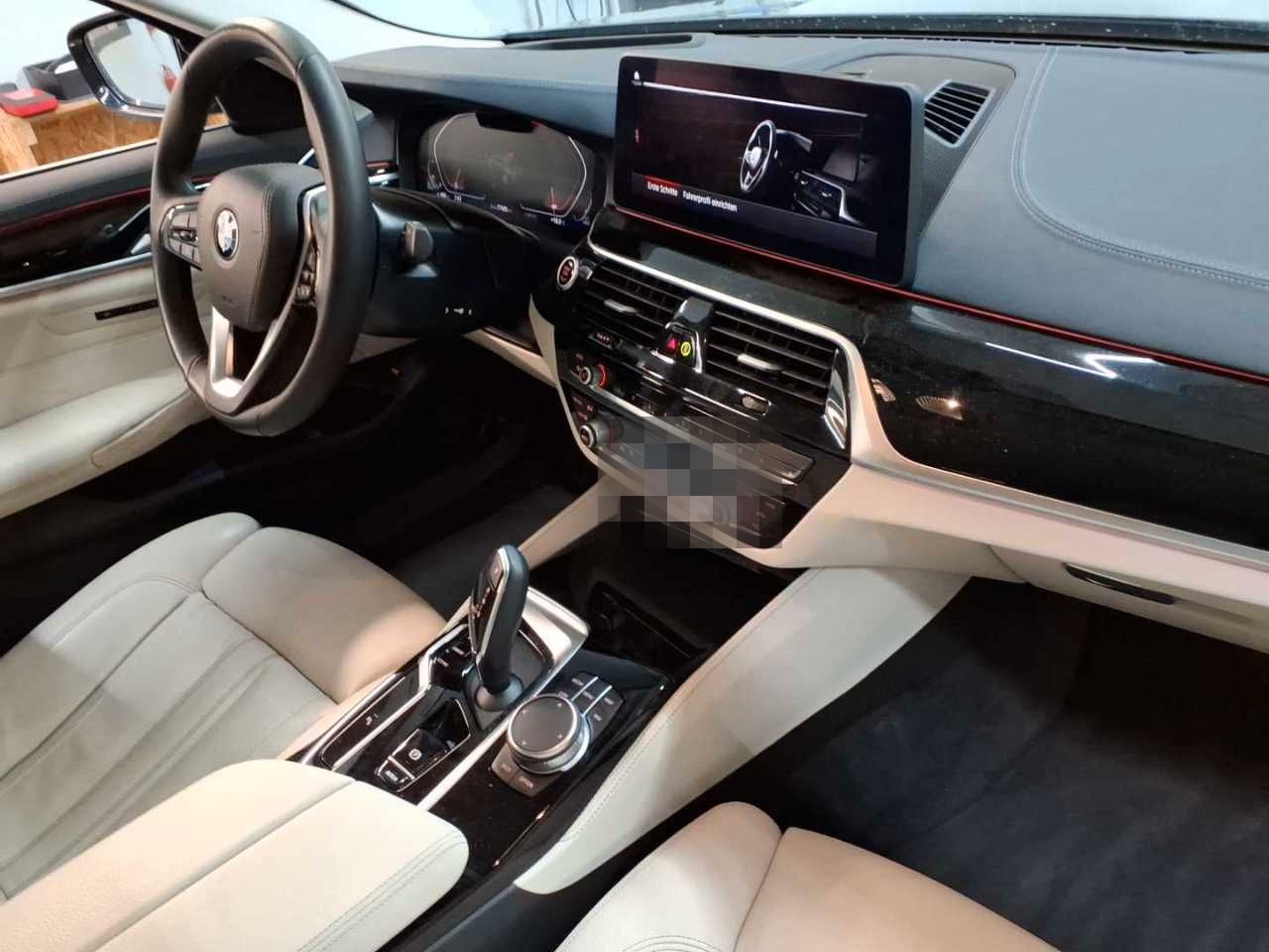 BMW 520d xDrive Aut. Luxury Line Navi Leder foto 12