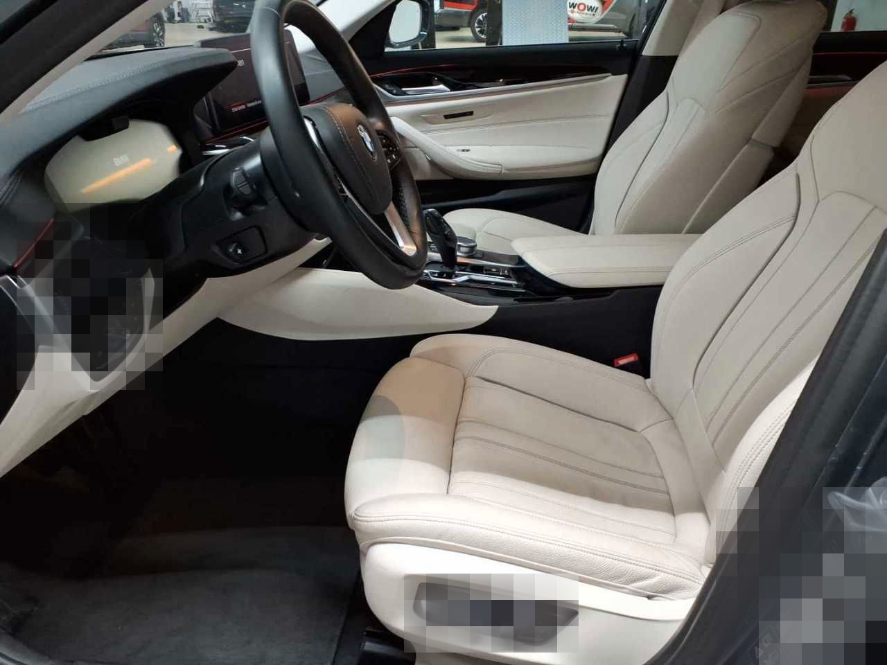 BMW 520d xDrive Aut. Luxury Line Navi Leder foto 3