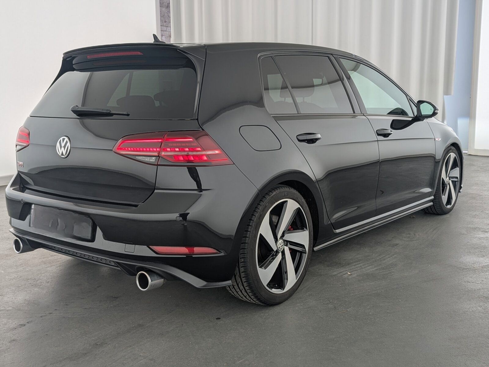 Volkswagen Golf VII 2.0 TSI GTI Performance LED+NAVI+ACC+VC foto 6