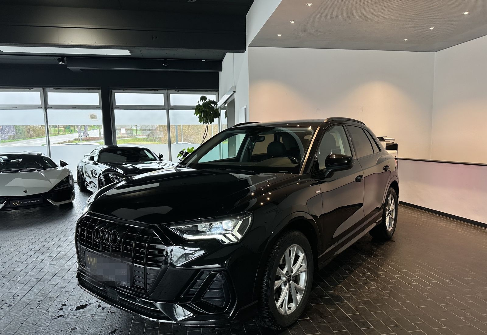 Audi Q3 35 TFSI S-Line*Pano*KAM*Black*LED*AHK*VIRT*