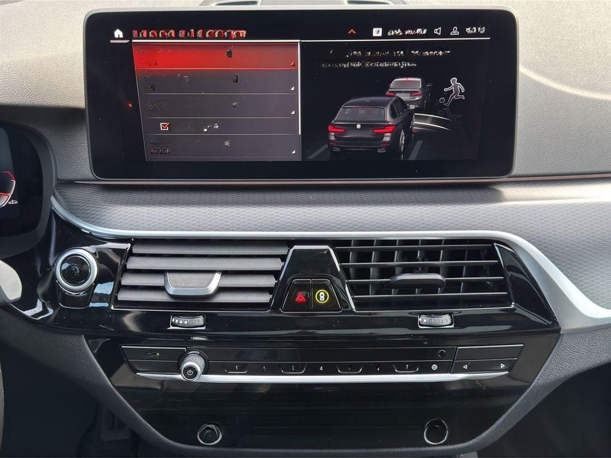 BMW 520d Touring M Sport xDrive LED Pano Leder HuD foto 16