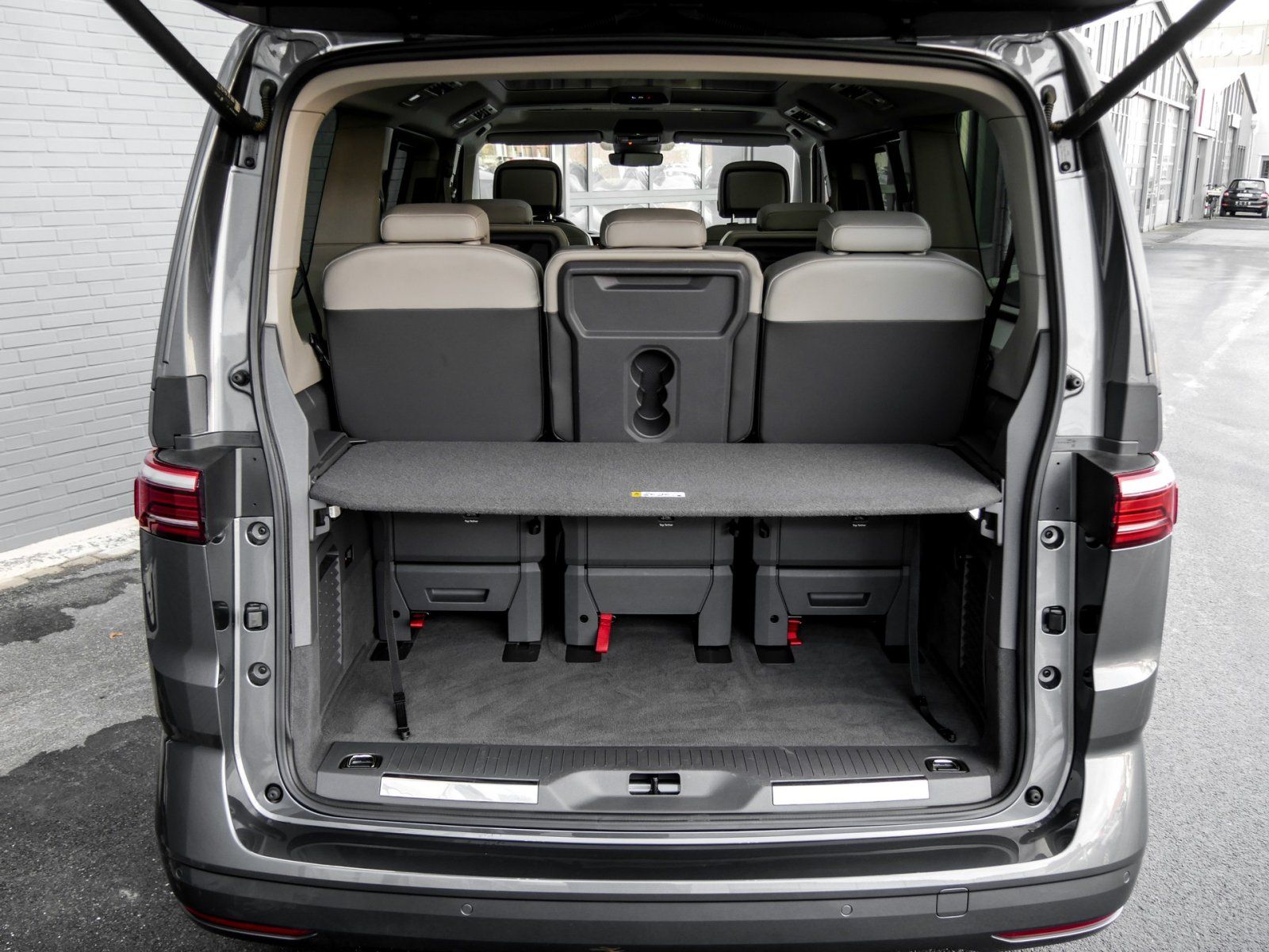 Volkswagen T7 Multivan Style 2.0 TDI DSG LÜ IQ.Light Standh foto 15