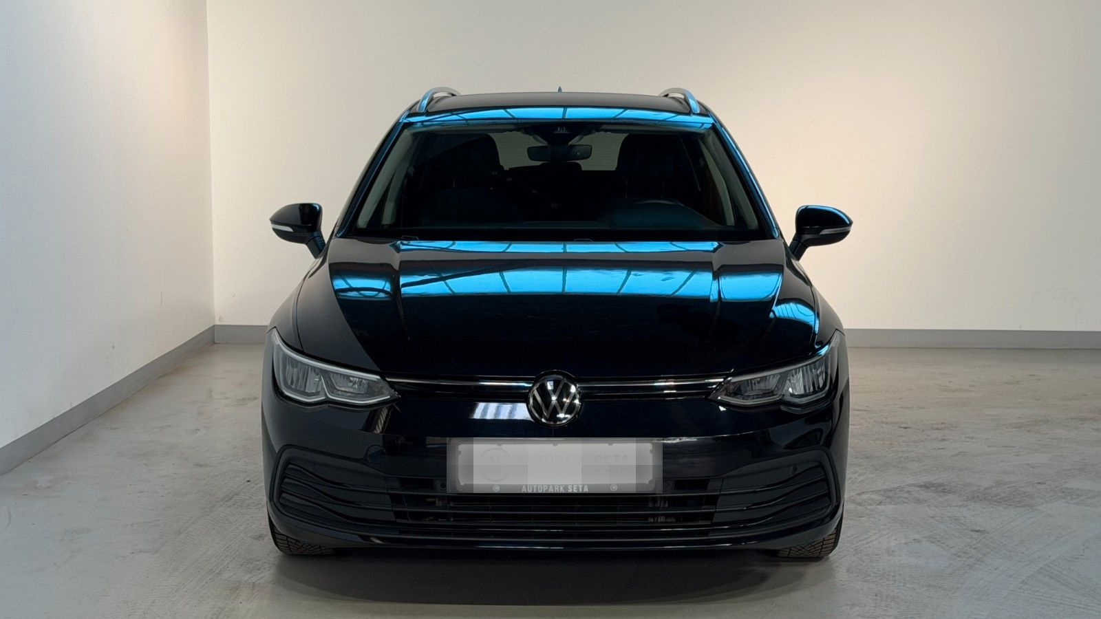 Volkswagen Golf VIII 2.0TDI DSG Var. Life ACC*LANE*KAM*AHK foto 2