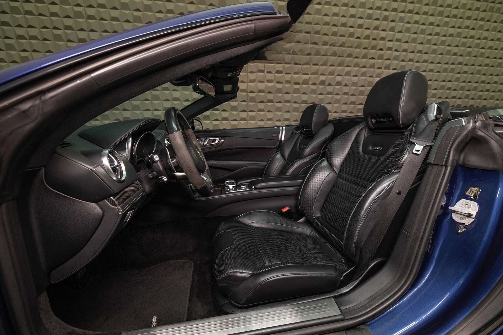 Mercedes-Benz SL 63 AMG foto 7