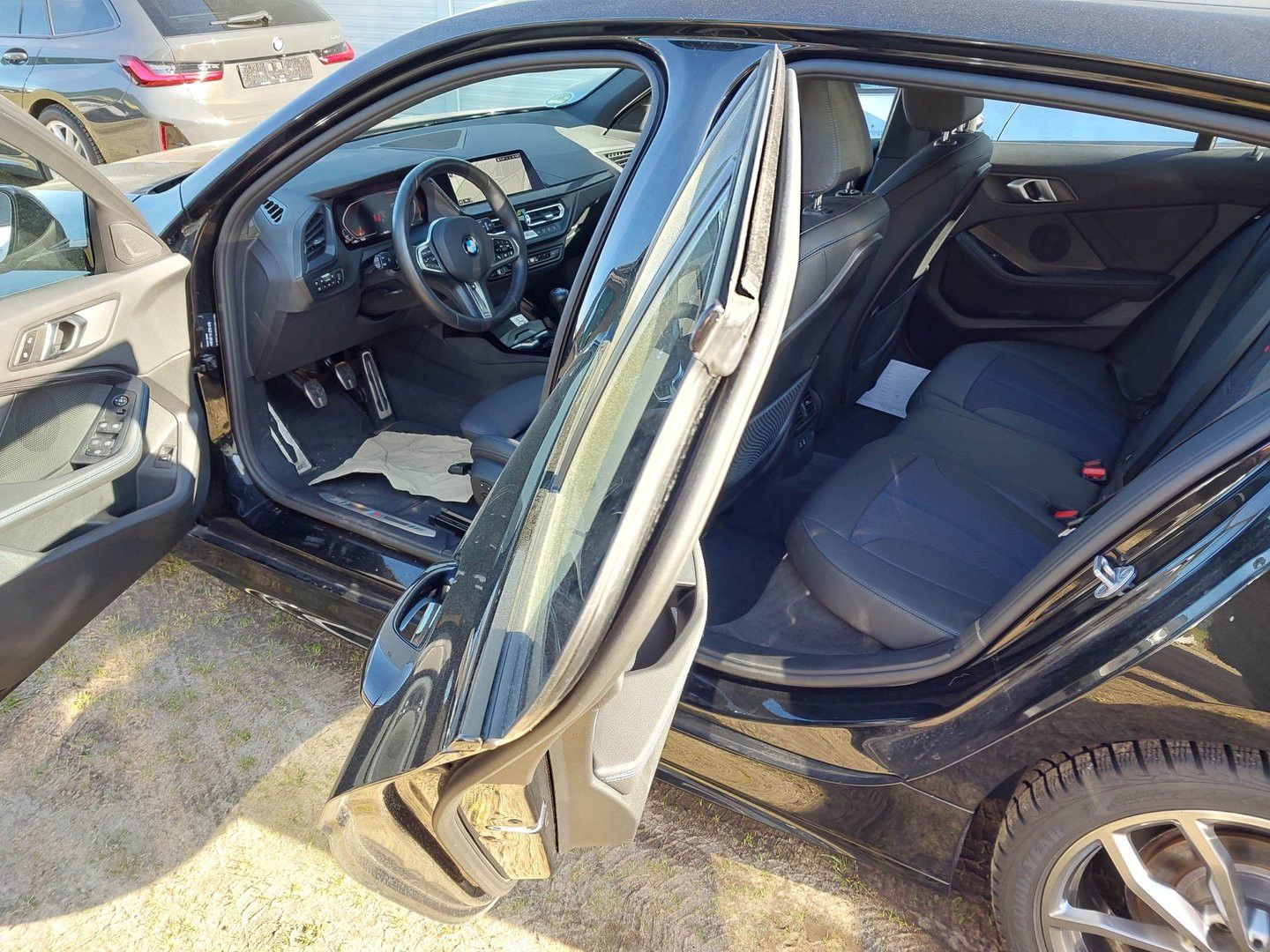 BMW 118d Limousine M Sport HiFi LRHZ QI RFK SHZ 2ZK foto 6