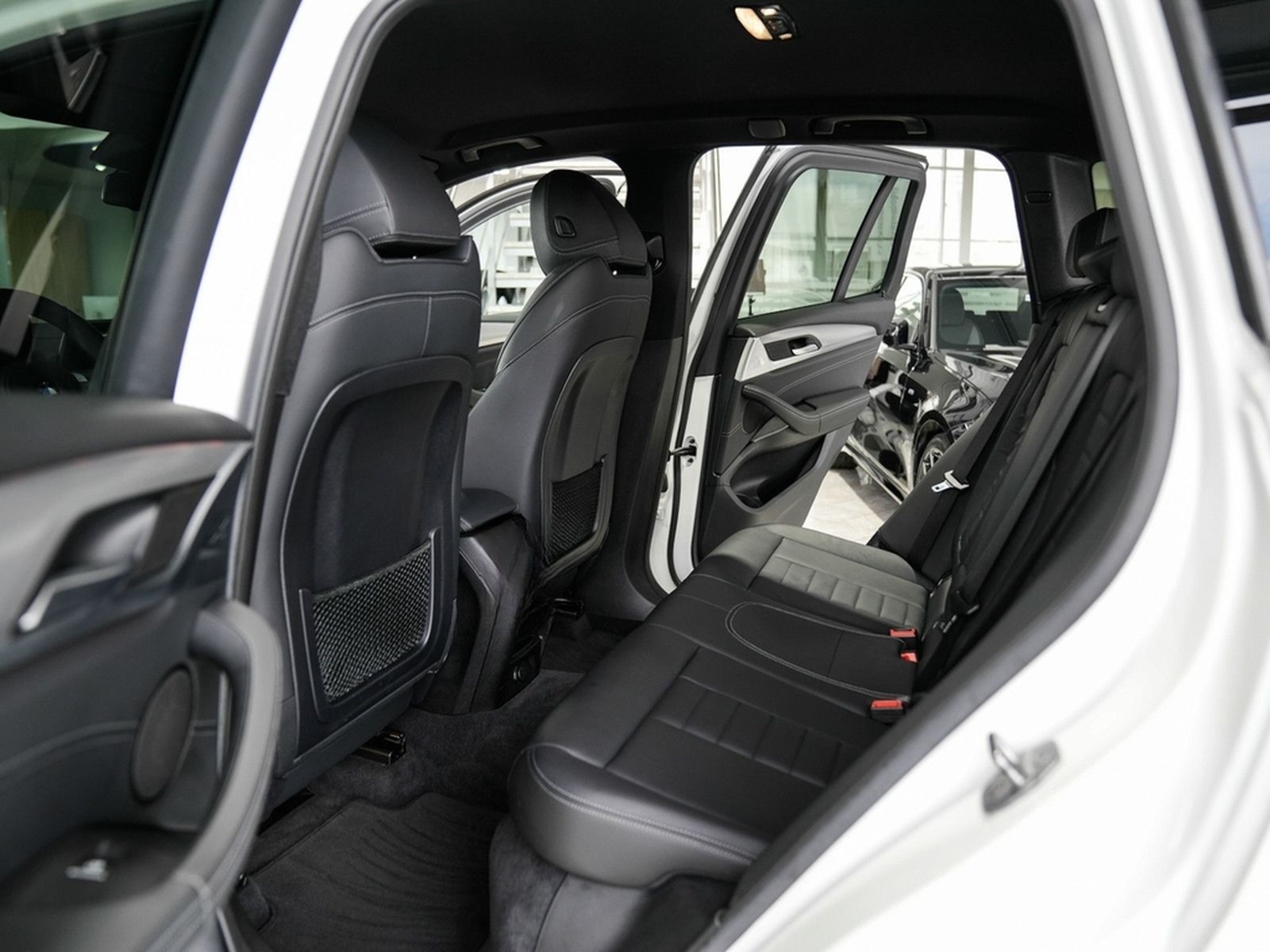 BMW X3 xDrive20d M Sport Kamera Head-Up Komfortzug. foto 24