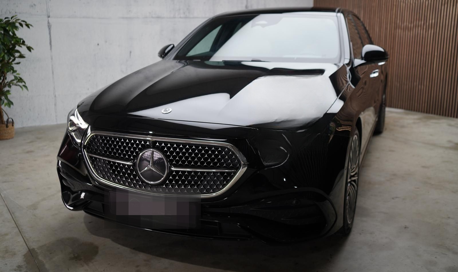 Mercedes-Benz E220d AMG | Night | Pano | 360 | Nappa | Burm 4D foto 4