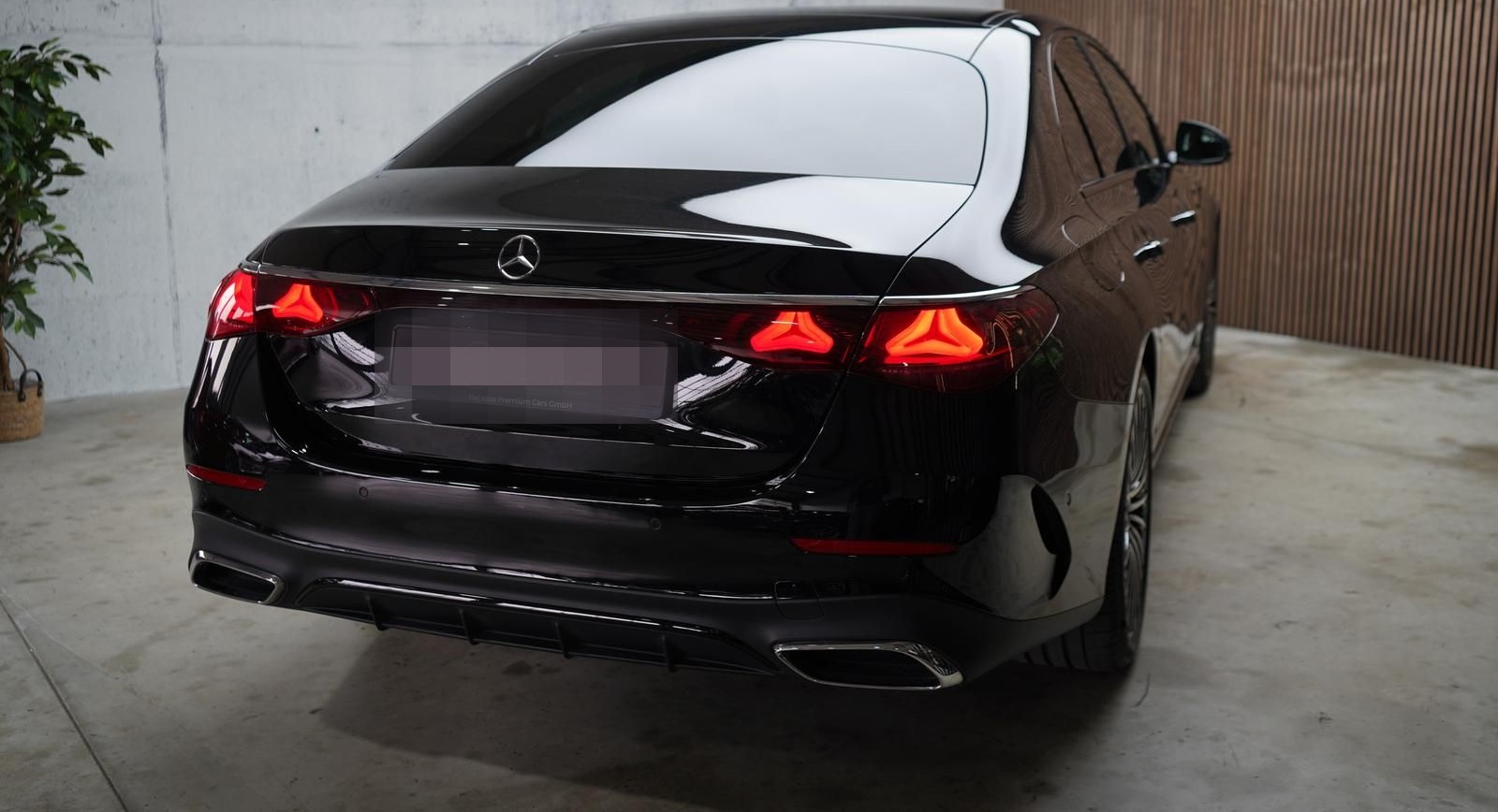 Mercedes-Benz E220d AMG | Night | Pano | 360 | Nappa | Burm 4D foto 7