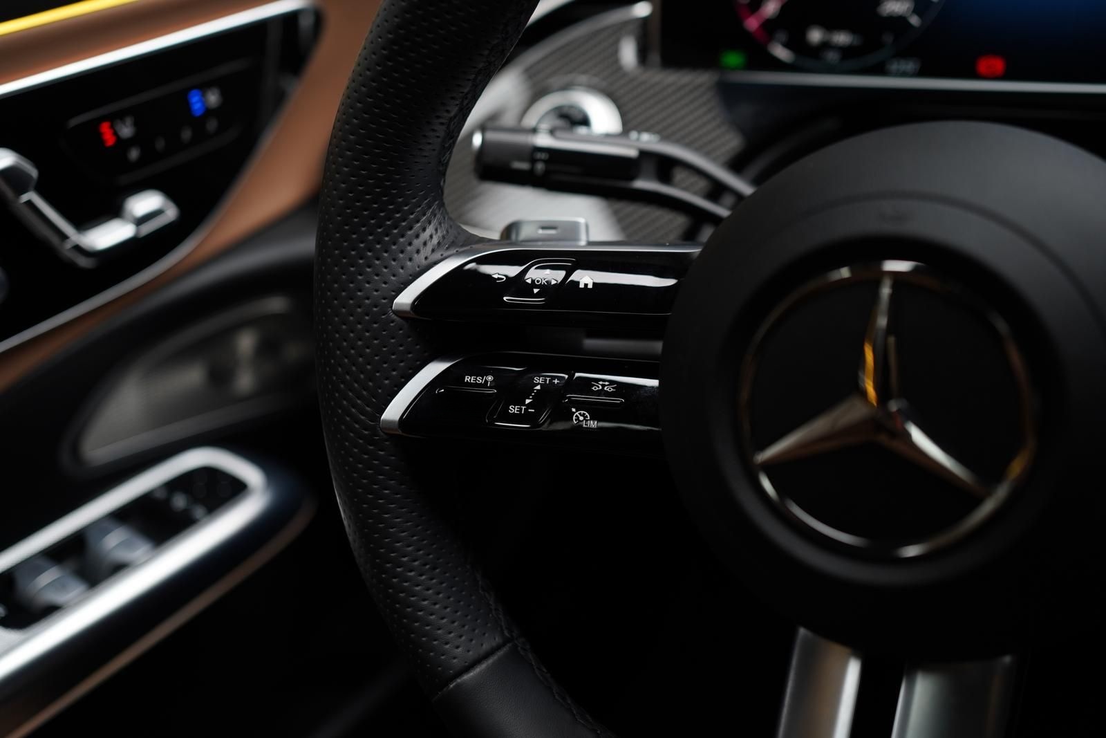 Mercedes-Benz E220d AMG | Night | Pano | 360 | Nappa | Burm 4D foto 10