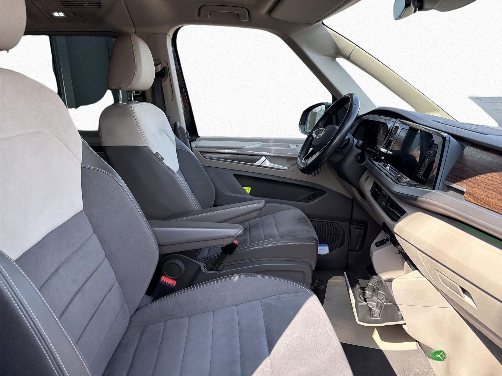 Volkswagen T7 Multivan Style LÜ Navi AHK Klima foto 8