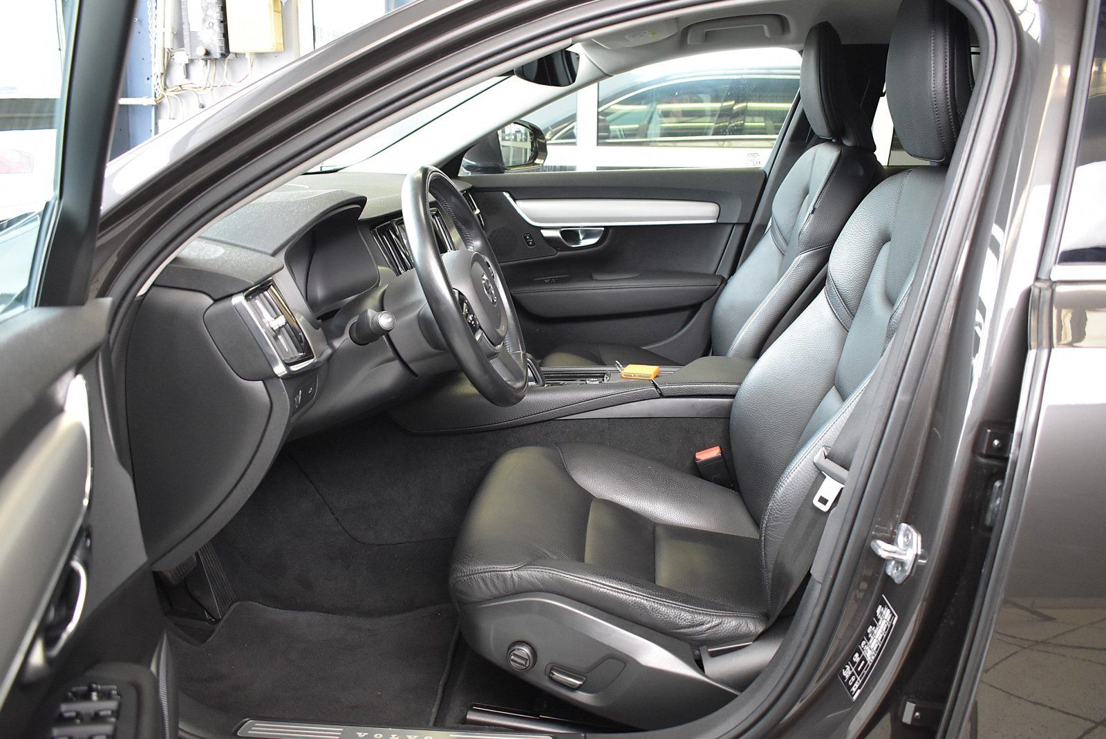 Volvo V90 B4 Momentum Pro Automatik*Leder*LED foto 12