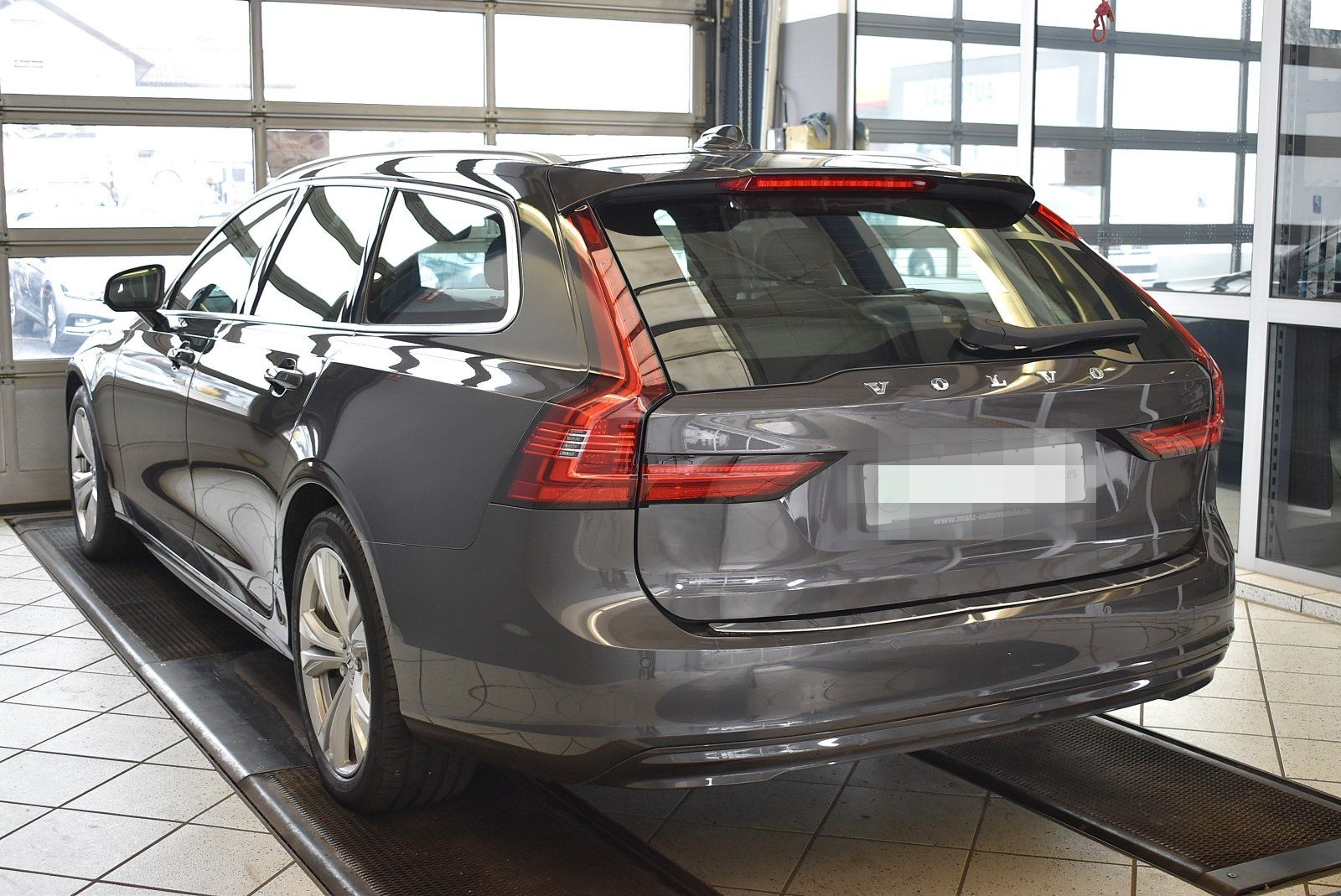 Volvo V90 B4 Momentum Pro Automatik*Leder*LED foto 4