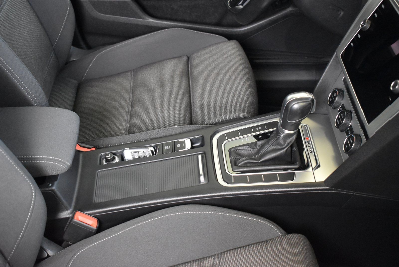 Volkswagen Passat Variant 4Motion 2,0TDI AHK*DSG LED*SHZ foto 22