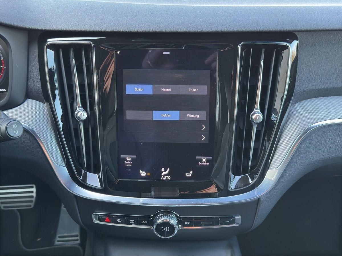 Volvo V60 B4 R Design LED Keyless Memory Alu18 Kamera foto 17