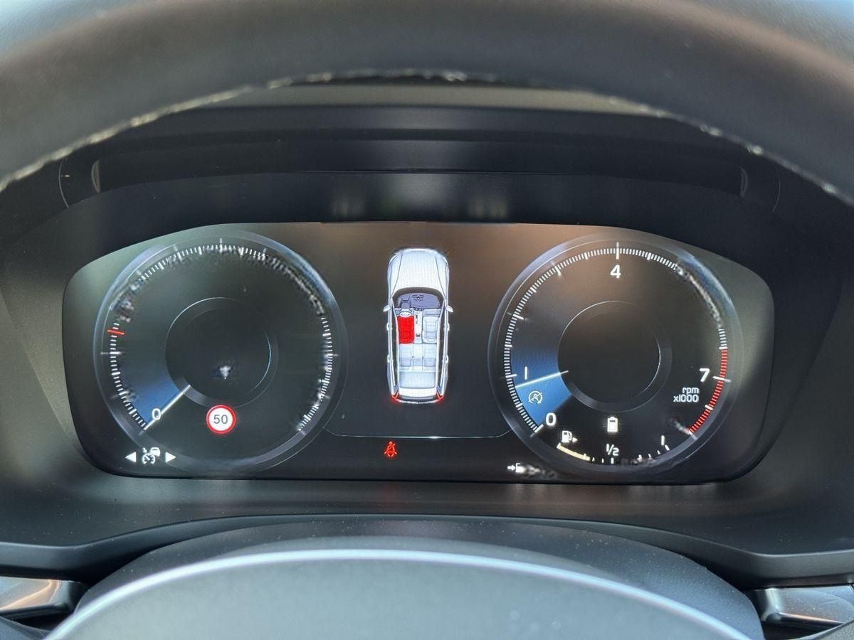 Volvo V60 B4 R Design LED Keyless Memory Alu18 Kamera foto 23