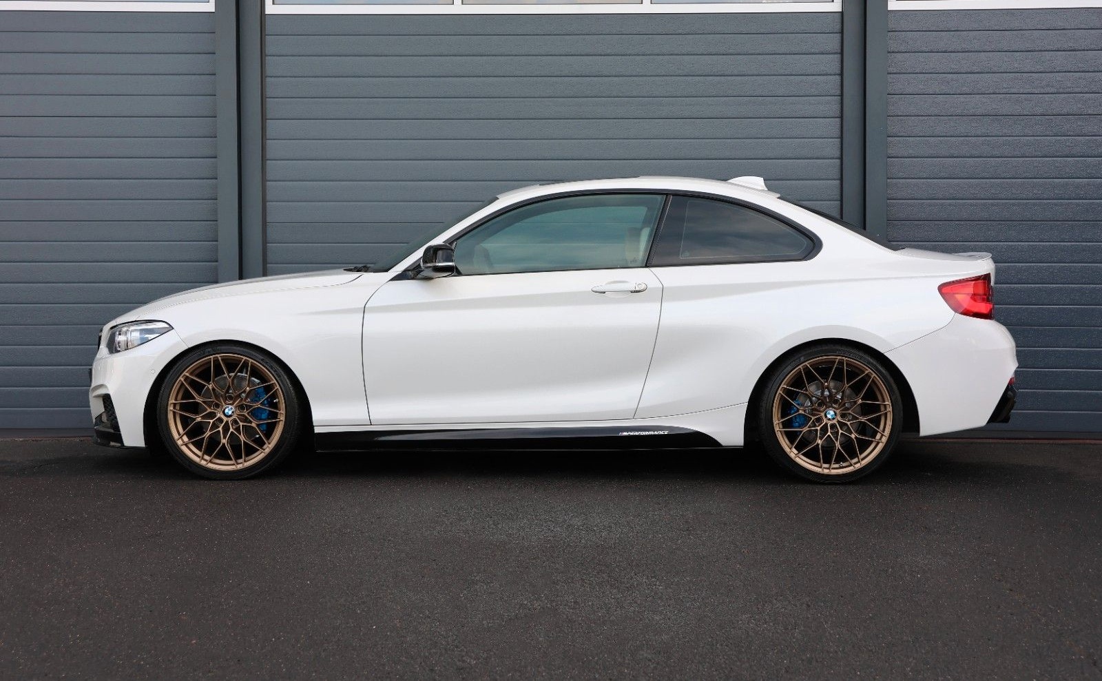 BMW 230i Coupé/CarPlay/SHZ/LHZ/KAMERA/SPUR/R19 foto 5