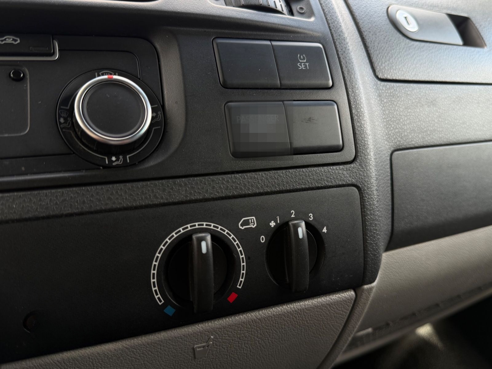 Volkswagen T5 2.0 TDI *KLIMA*Shzg*AHK*9-Sitzer* foto 20