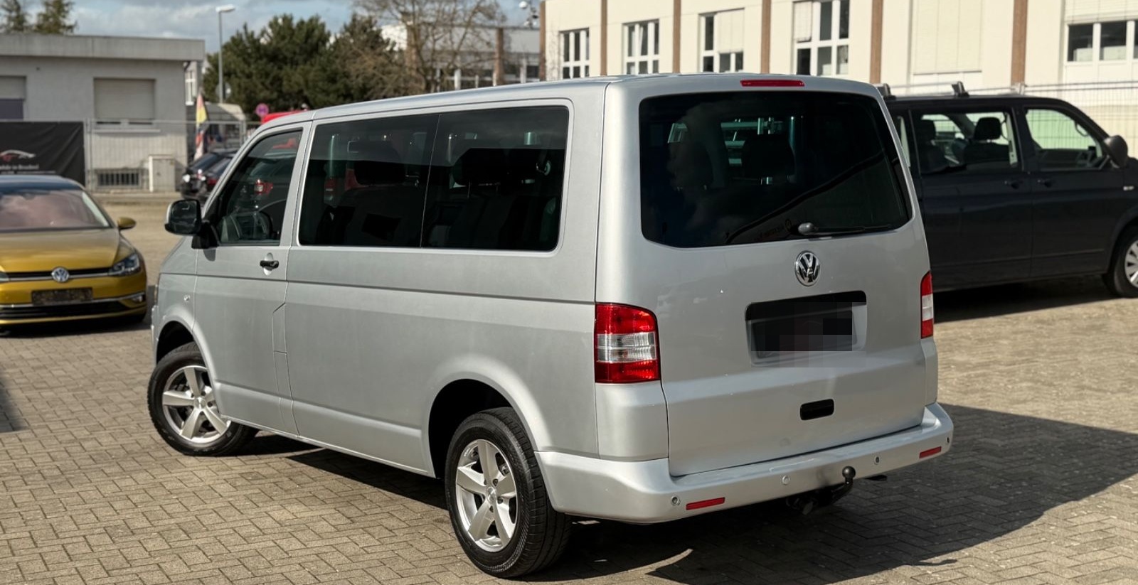 Volkswagen T5 2.0 TDI *KLIMA*Shzg*AHK*9-Sitzer* foto 7