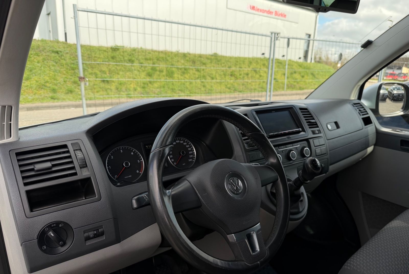 Volkswagen T5 2.0 TDI *KLIMA*Shzg*AHK*9-Sitzer* foto 9