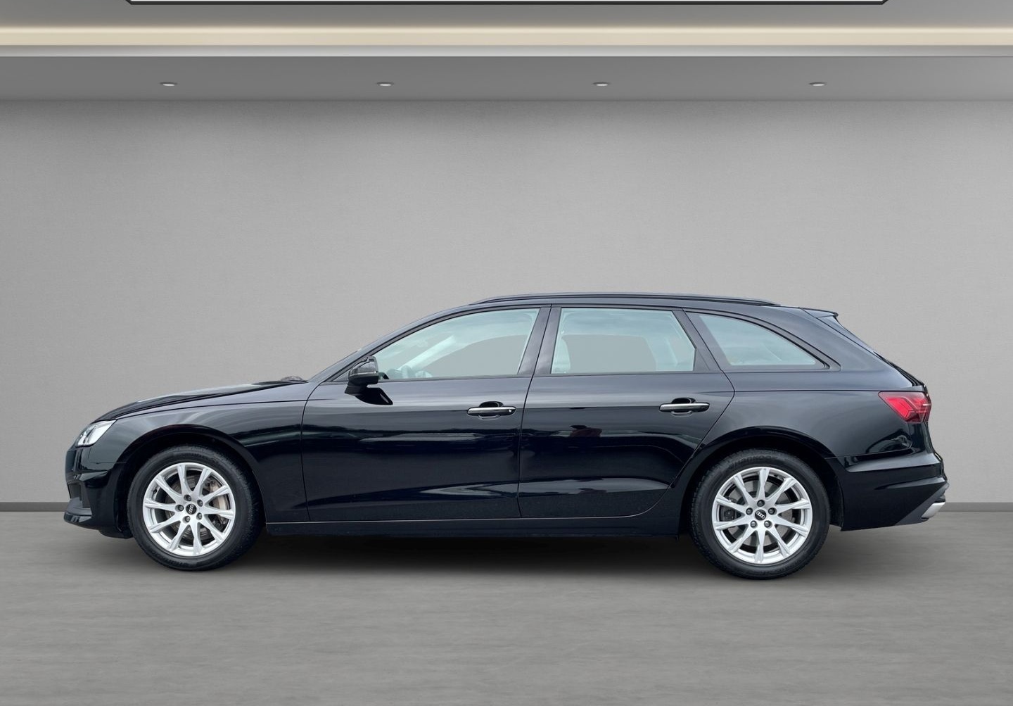 Audi A4 Avant 45 TFSI qu LED AHK Kamera Navi PDC+SHZ foto 3