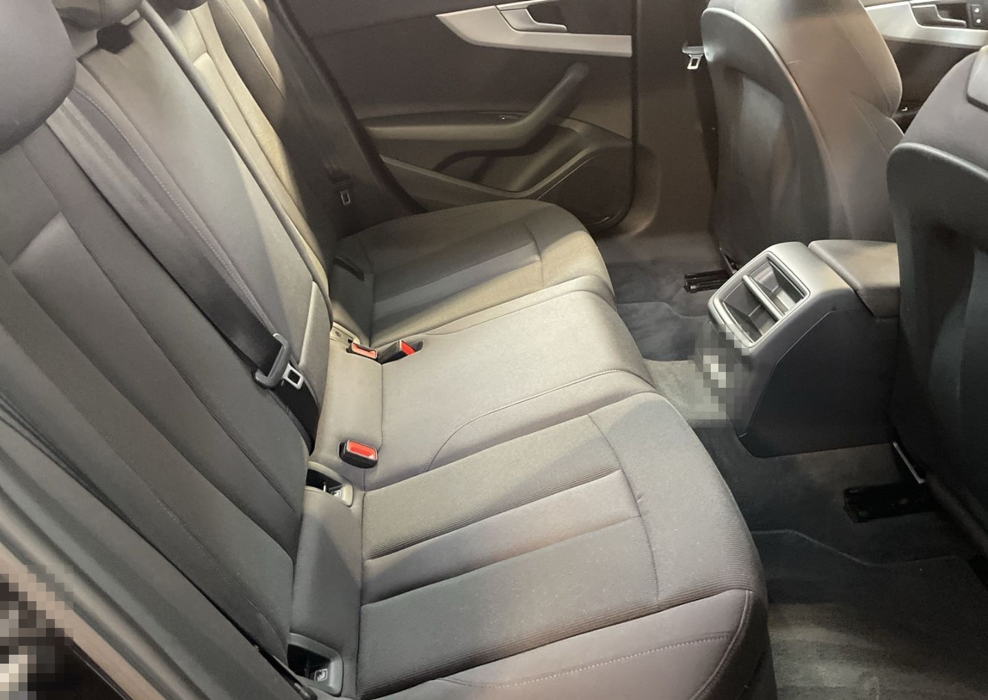 Audi A4 Avant 45 TFSI qu LED AHK Kamera Navi PDC+SHZ foto 8